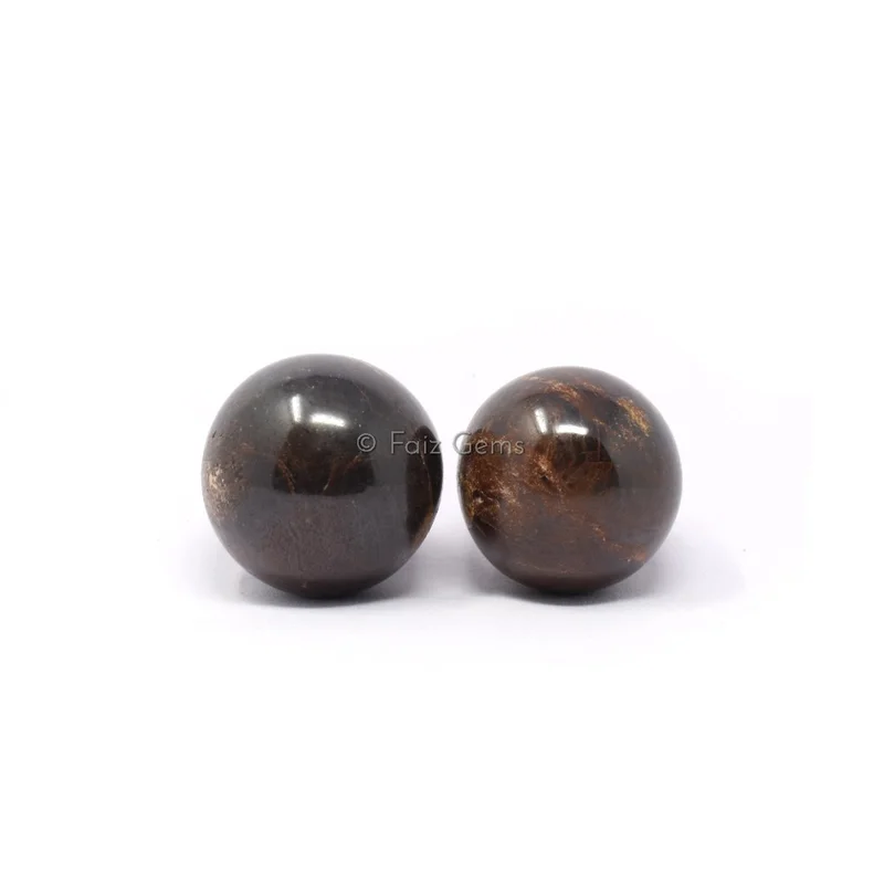 Garnet Spheres