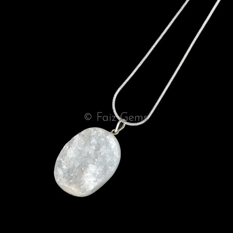 Oval Shape Druzy Agate Pendants