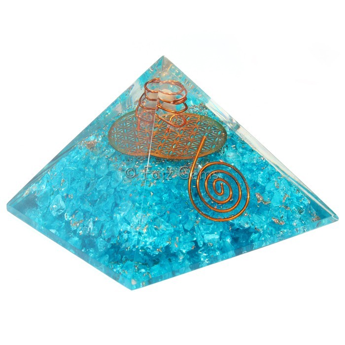 Aquamarine With Flower Of Life Orgonite Pyramid